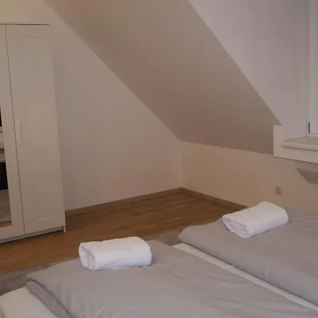 Luxus Apartamento *