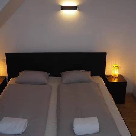 Luxus Apartamento *