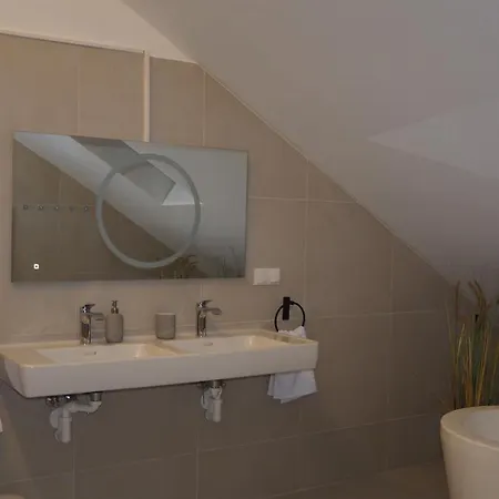 Luxus Apartamento *