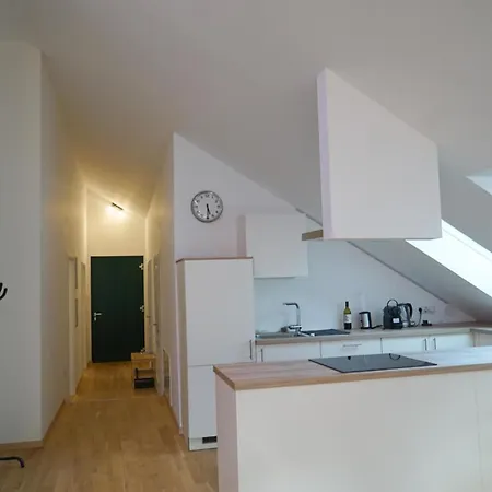 Luxus Apartamento *